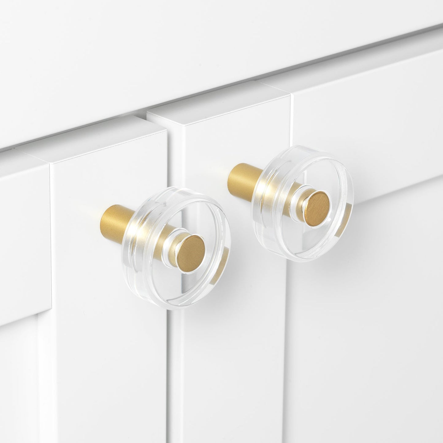 1 1/2" (38mm) Round Modern Clear Acrylic Cabinet Knob