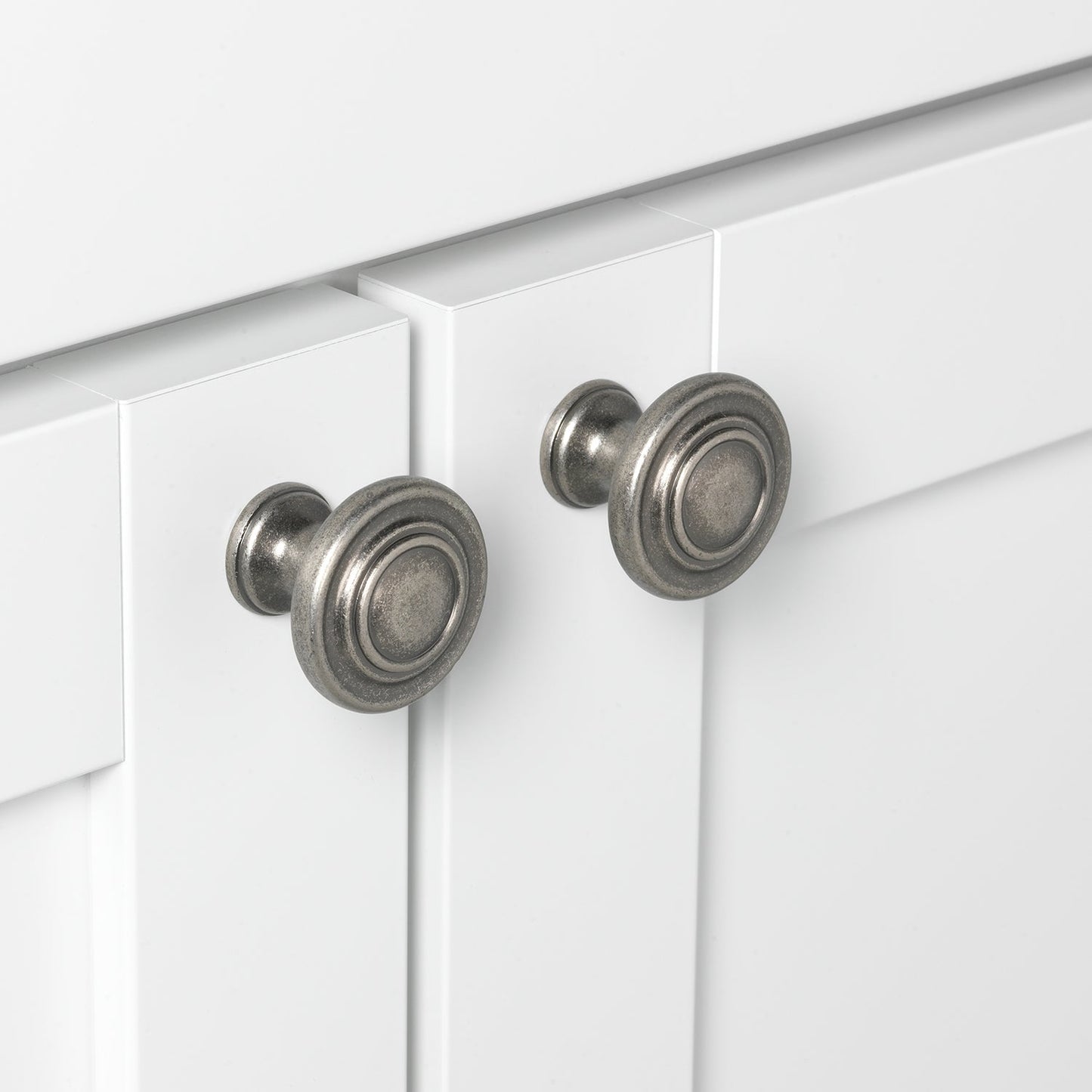 1 1/4" (32mm) Classic Round Cabinet Knob