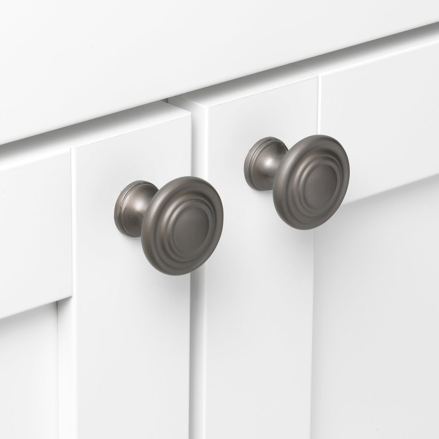 1 1/4" (32mm) Classic Round Cabinet Knob