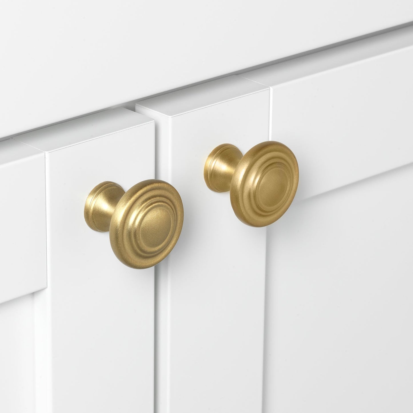 1 1/4" (32mm) Classic Round Cabinet Knob
