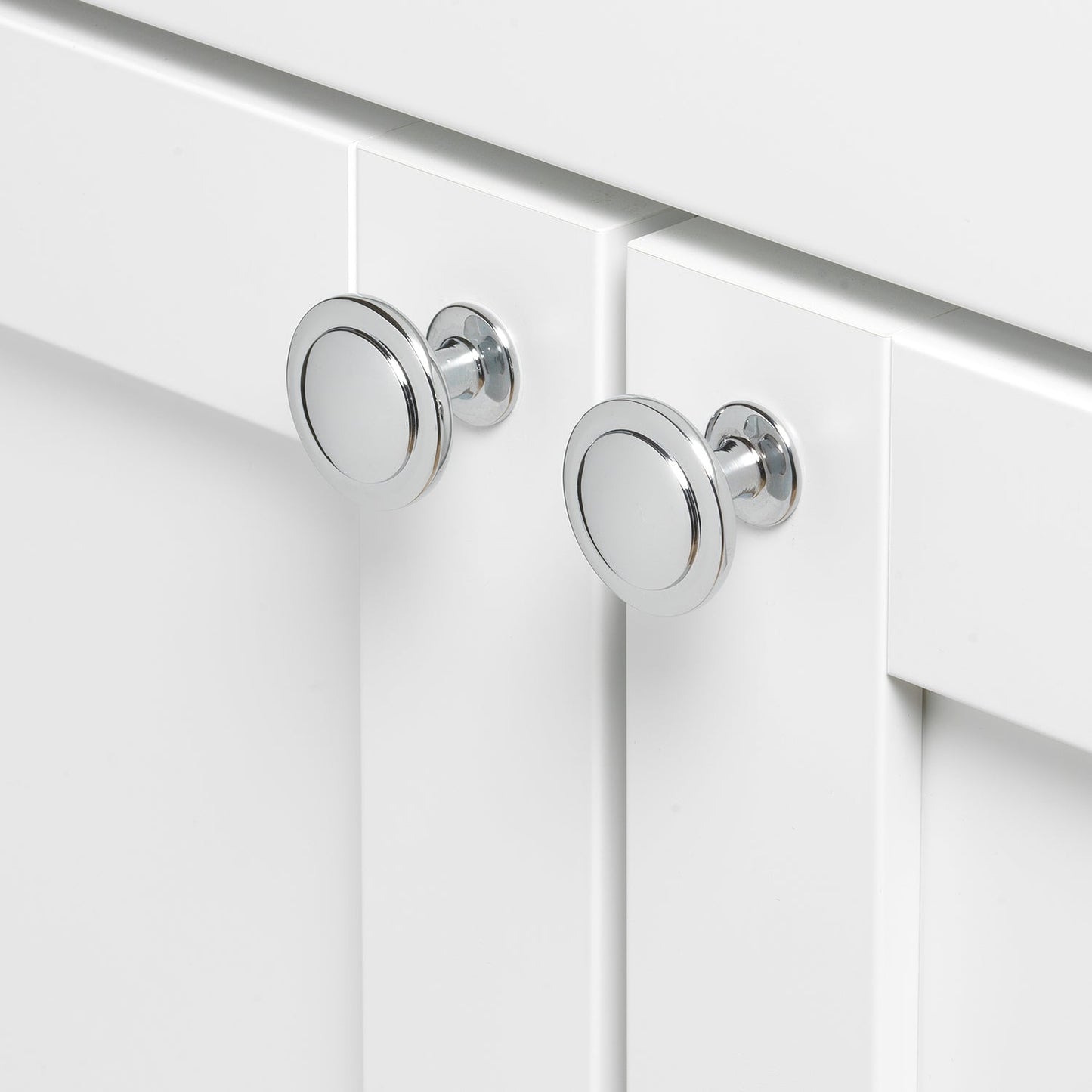 1 1/4" (32mm) Classic Round Ring Cabinet Knob