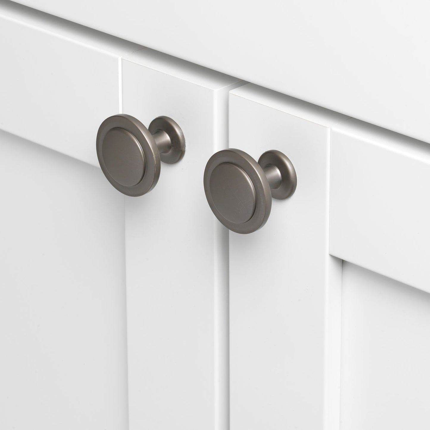 1 1/4" (32mm) Classic Round Ring Cabinet Knob