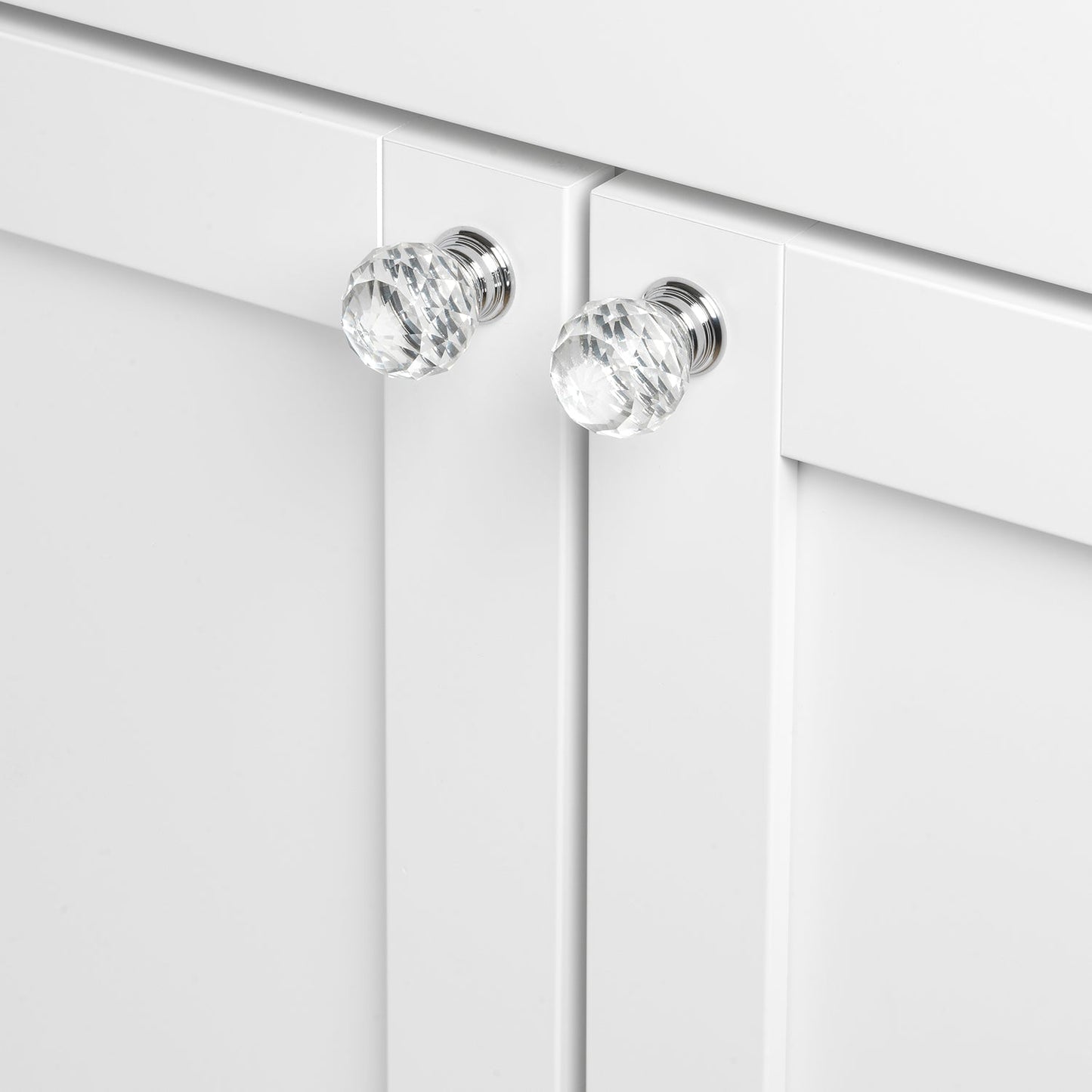 1 1/4" (32mm) Metal Base with Crystal Head Classic Cabinet Knob