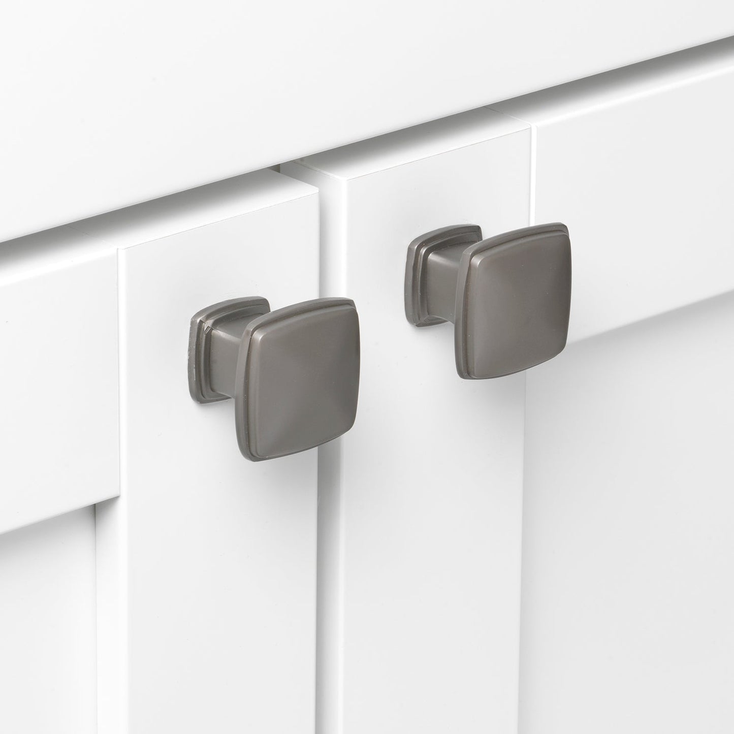 1 1/4" (32mm) Square Decorative Cabinet Knob