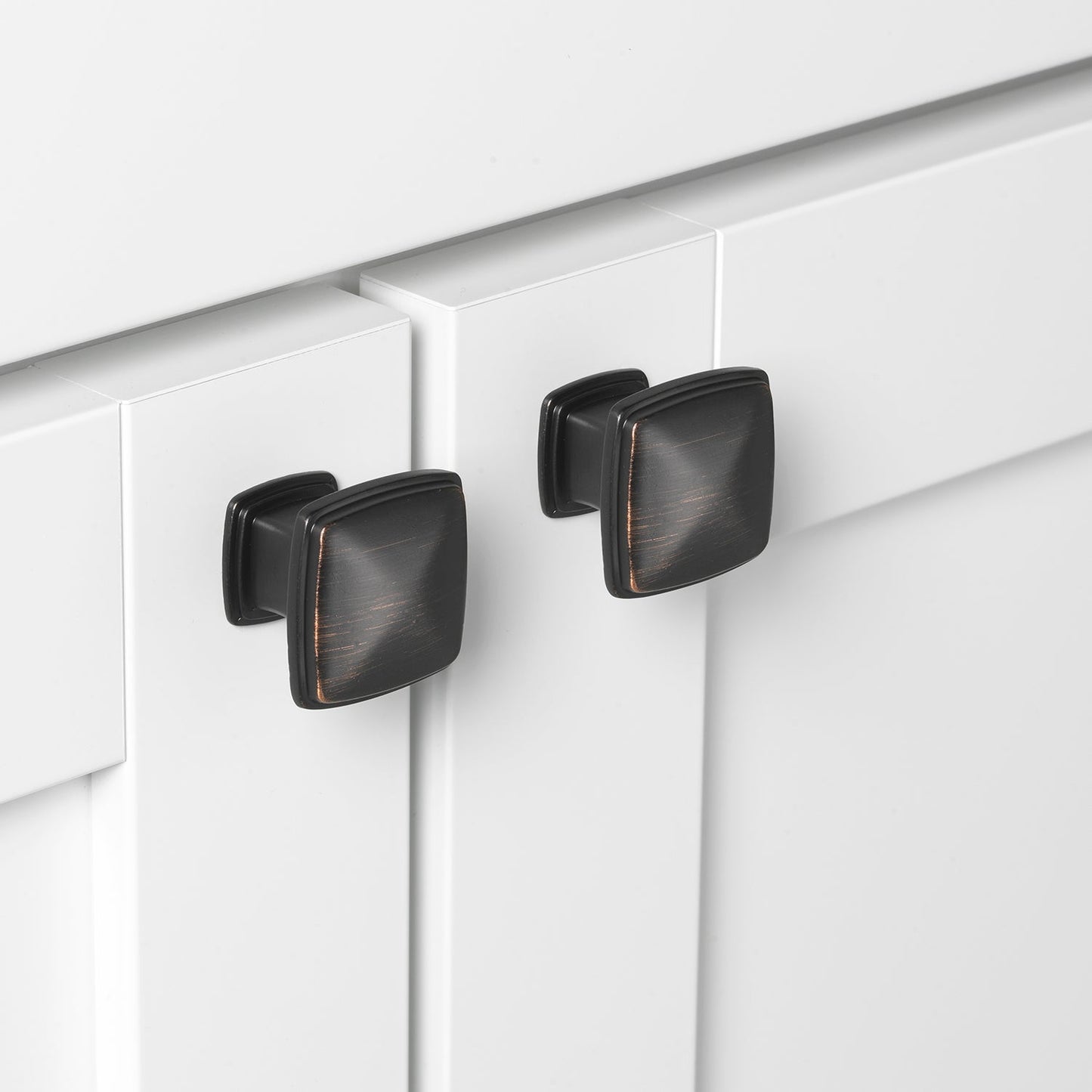 1 1/4" (32mm) Square Decorative Cabinet Knob