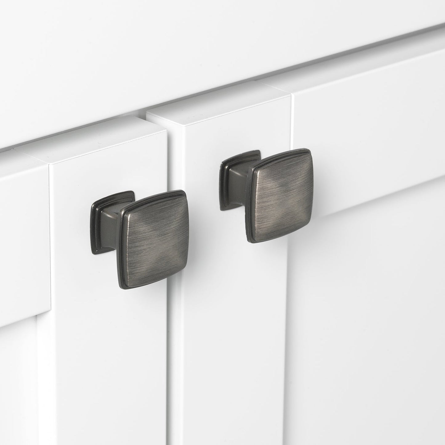 1 1/4" (32mm) Square Decorative Cabinet Knob