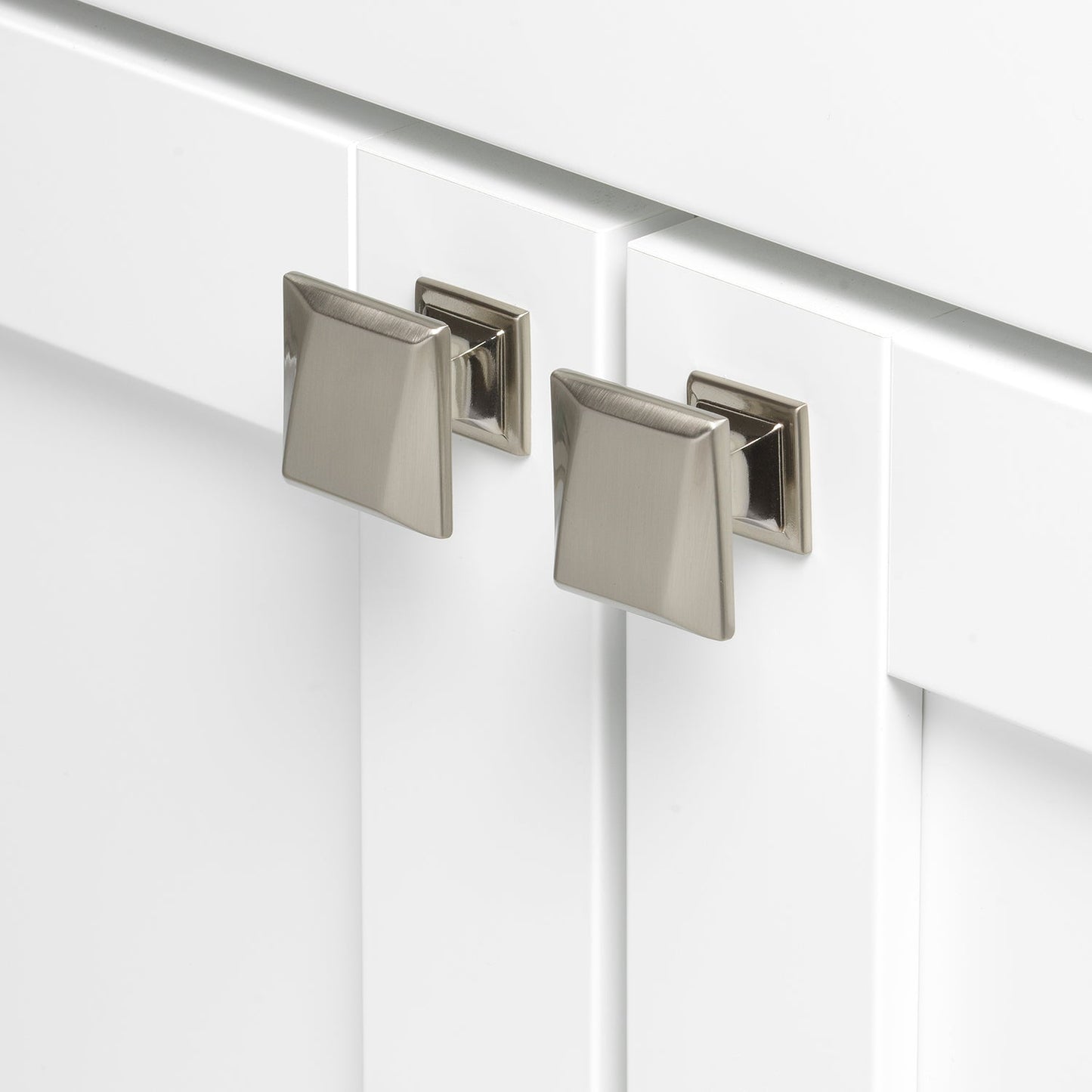 1 1/4" (32mm) Twisted Square Drawer Cabinet Knob