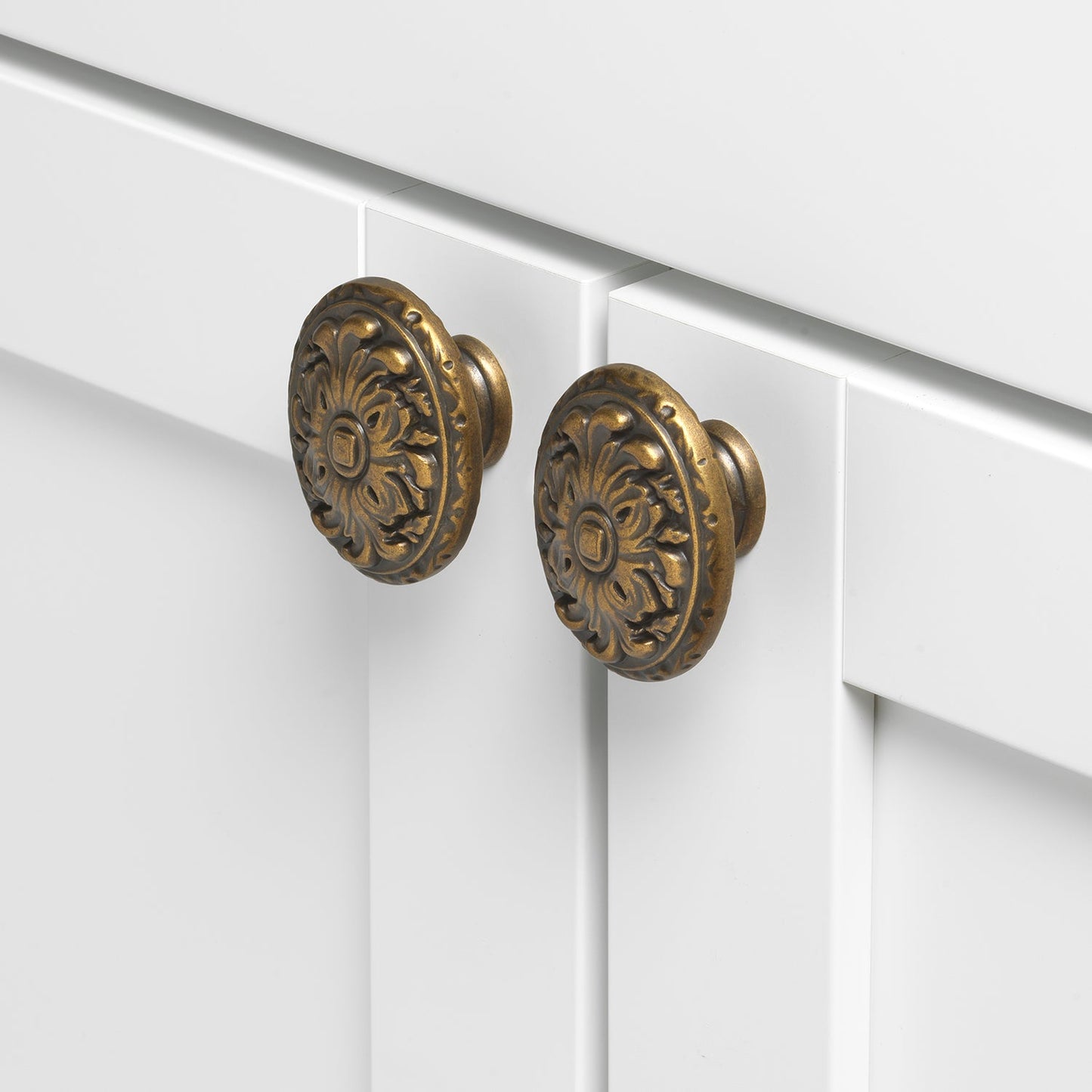 2" (51mm) Ornate Oval Cabinet Knob