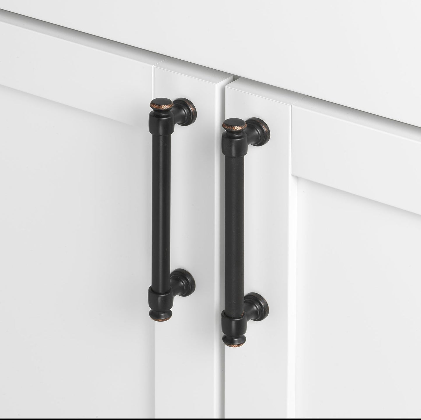 5 1/16" (128mm) Center to Center Classic Euro Bar Pull Cabinet Handle