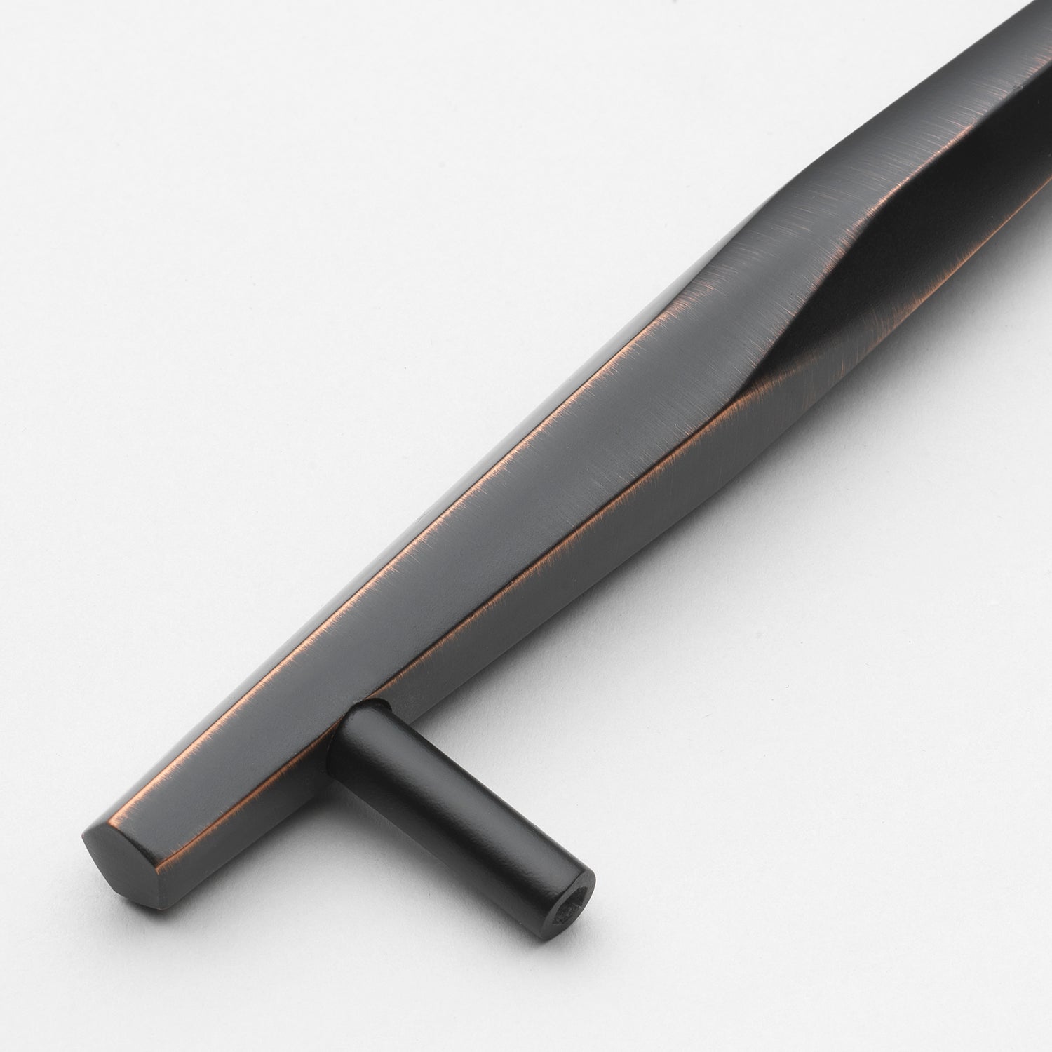 5 1/16" (128mm) Center to Center Solid Faceted Bar Pull Cabinet Handle