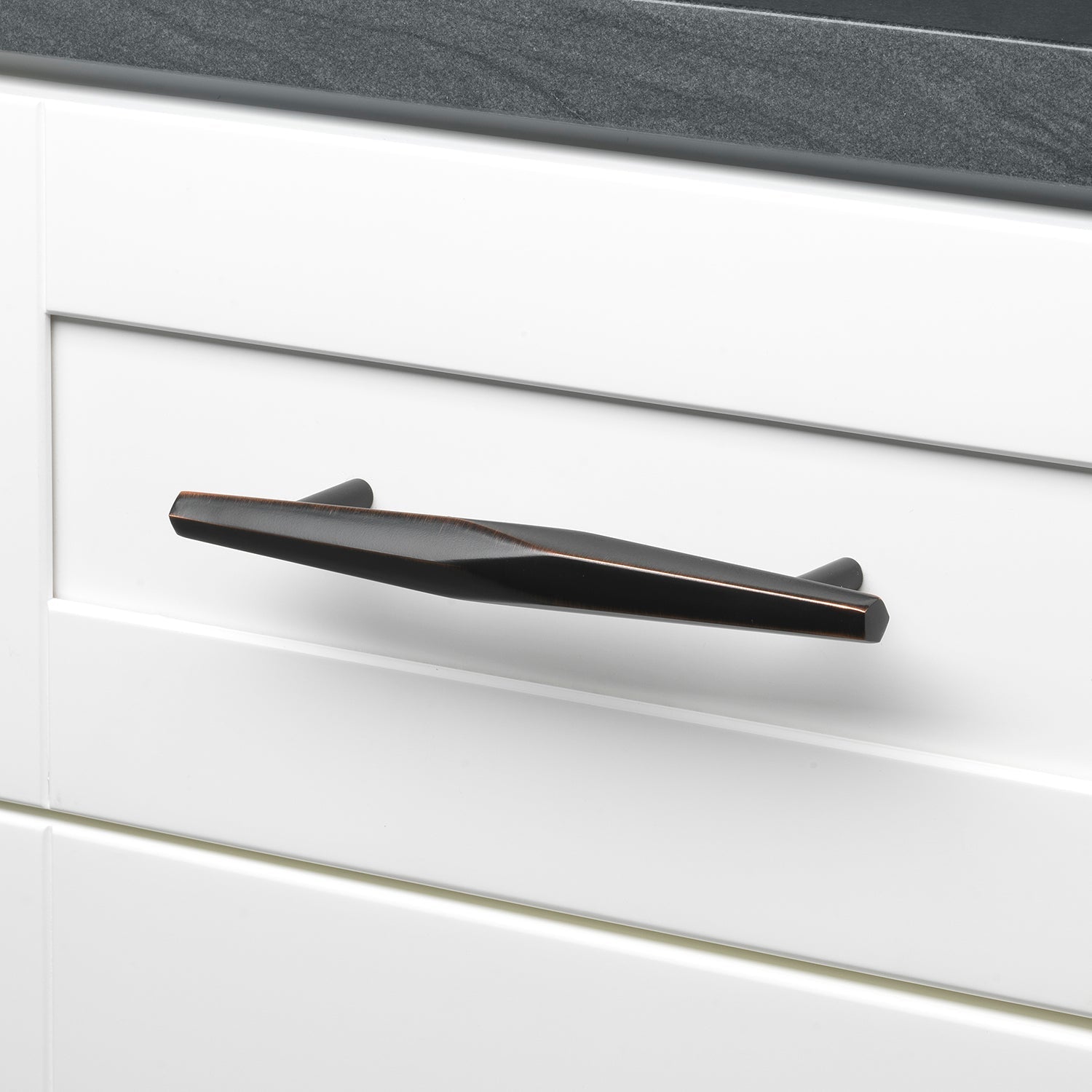 5 1/16" (128mm) Center to Center Solid Faceted Bar Pull Cabinet Handle
