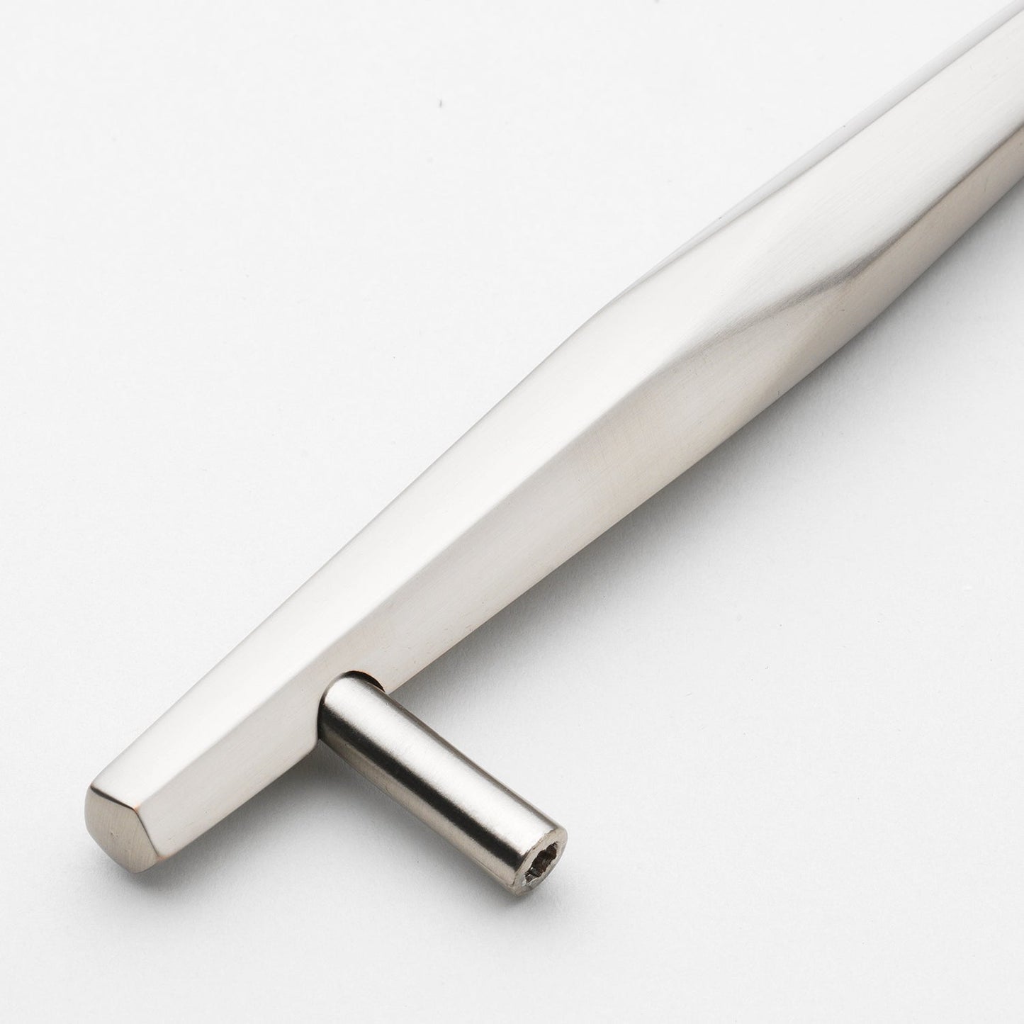5 1/16" (128mm) Center to Center Solid Faceted Bar Pull Cabinet Handle