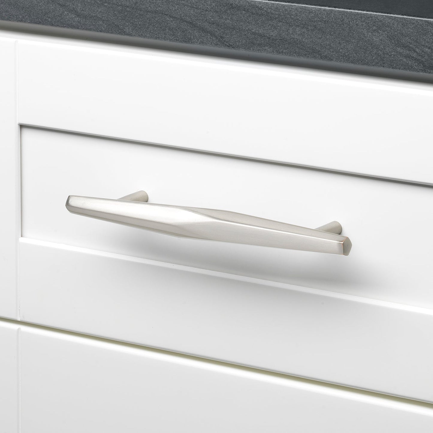 5 1/16" (128mm) Center to Center Solid Faceted Bar Pull Cabinet Handle