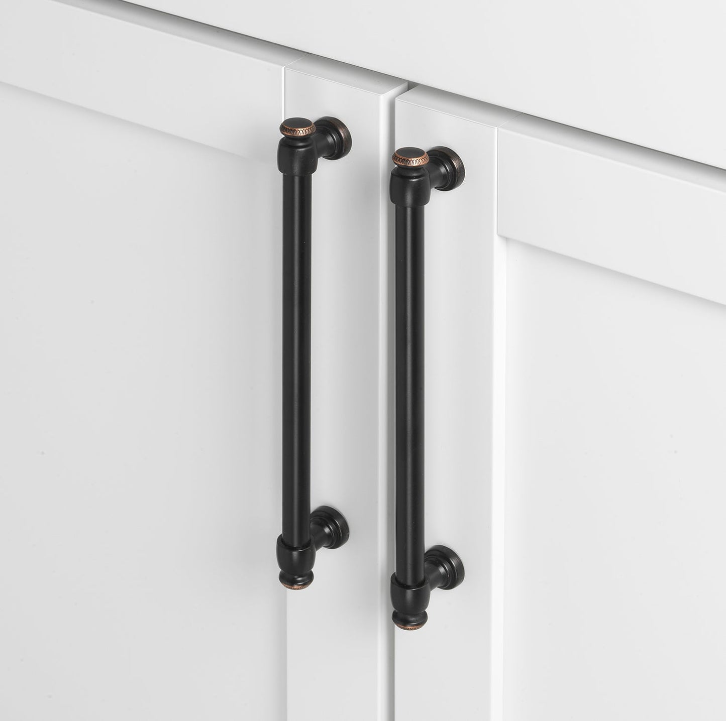 7 5/8" (192mm) Center to Center Classic Euro Bar Pull Cabinet Handle
