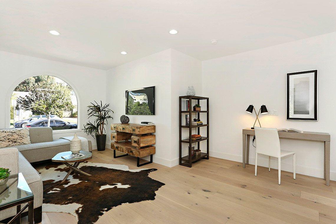 Bel Air Wood Flooring Elegant Collection Sahara Oak 9/16" x 9 1/2" x Random Length Engineered Wood Flooring
