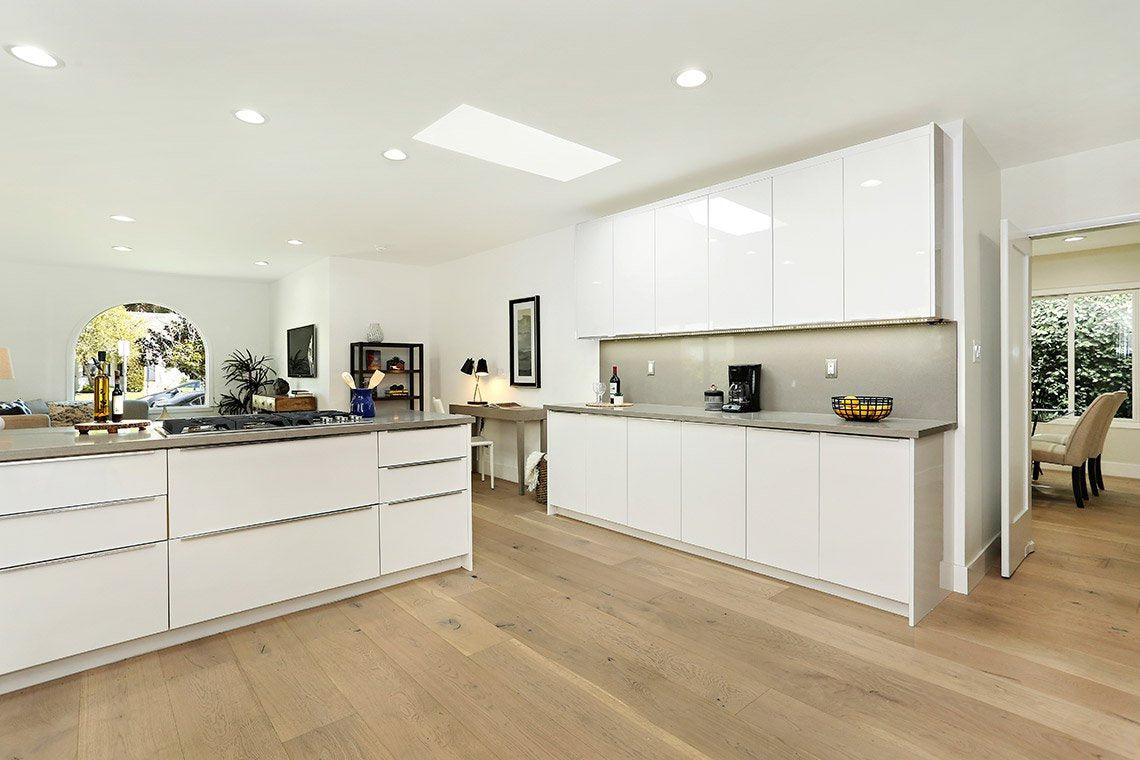 Bel Air Wood Flooring Elegant Collection Sahara Oak 9/16" x 9 1/2" x Random Length Engineered Wood Flooring