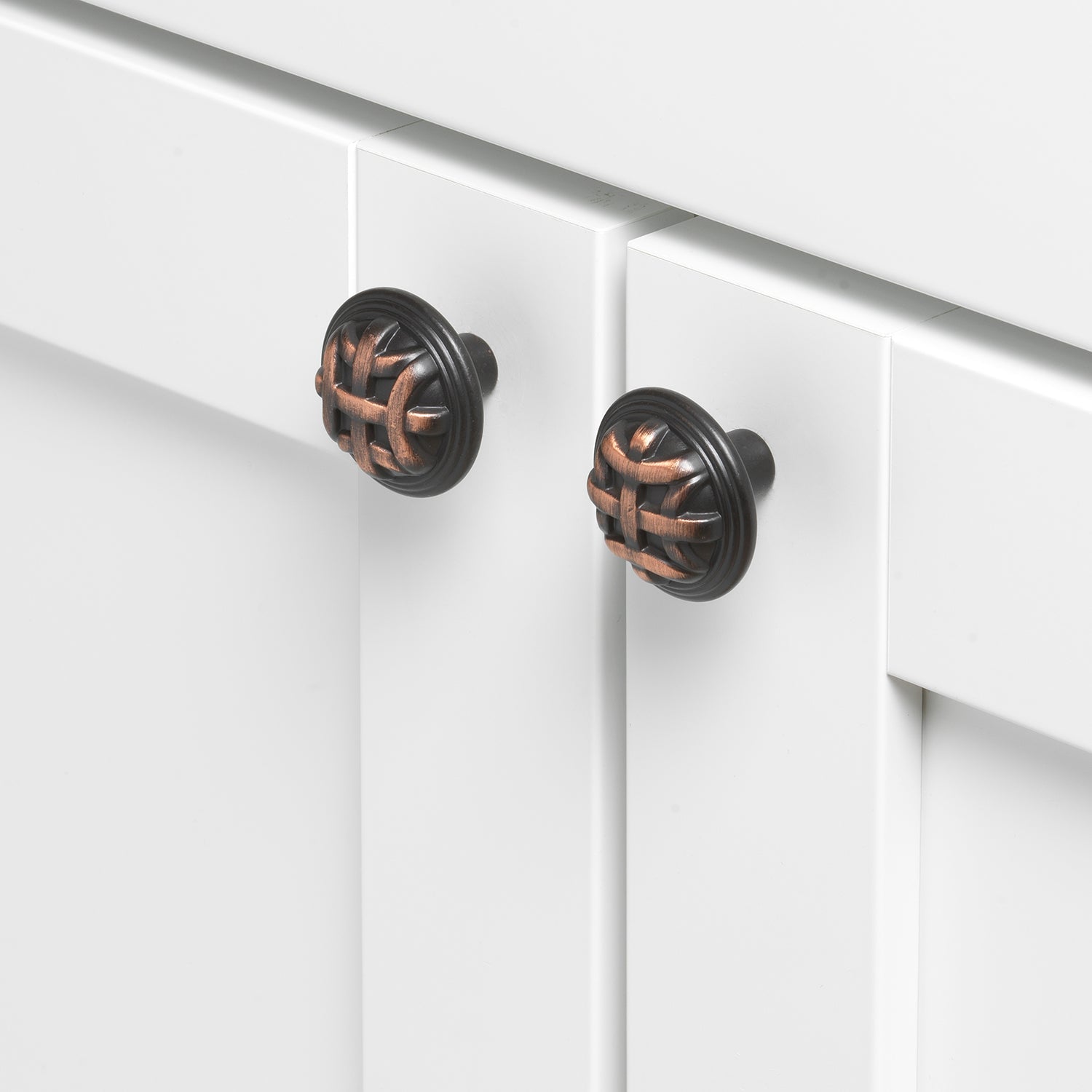 1 1/4" (32mm) Round Braided Cabinet Knob