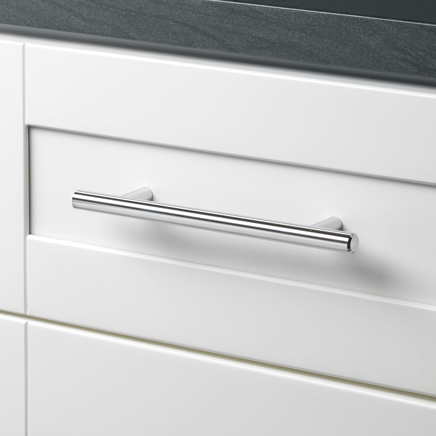 5 1/16" (128mm) Center to Center Solid Steel Bar Pull Cabinet Handle