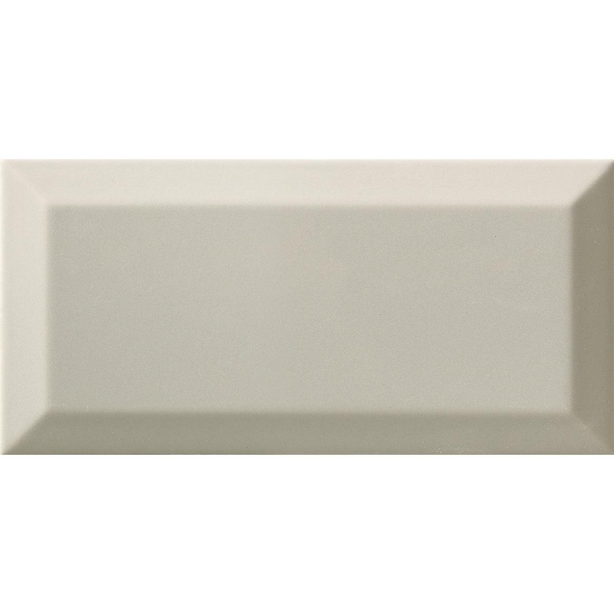 Siena Decor Bisel Brillo Collection Light Grey 4" x 8" Polished Porcelain Subway Tile