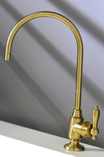 Tudor Single-Handle 1-Hole Deck Mount Water Filtration Faucet