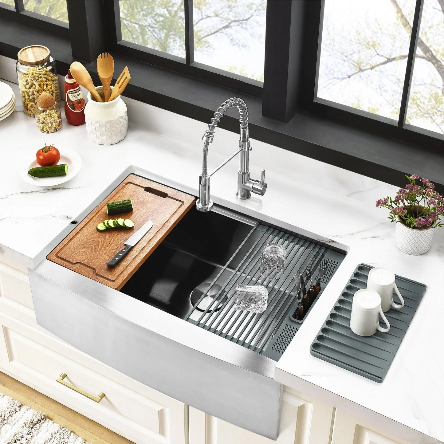 Uptowne 33" x 22" x 10-1/2" Stainless Steel Apron-Front Single Bowl Undermount Farmhouse Kitchen Sink